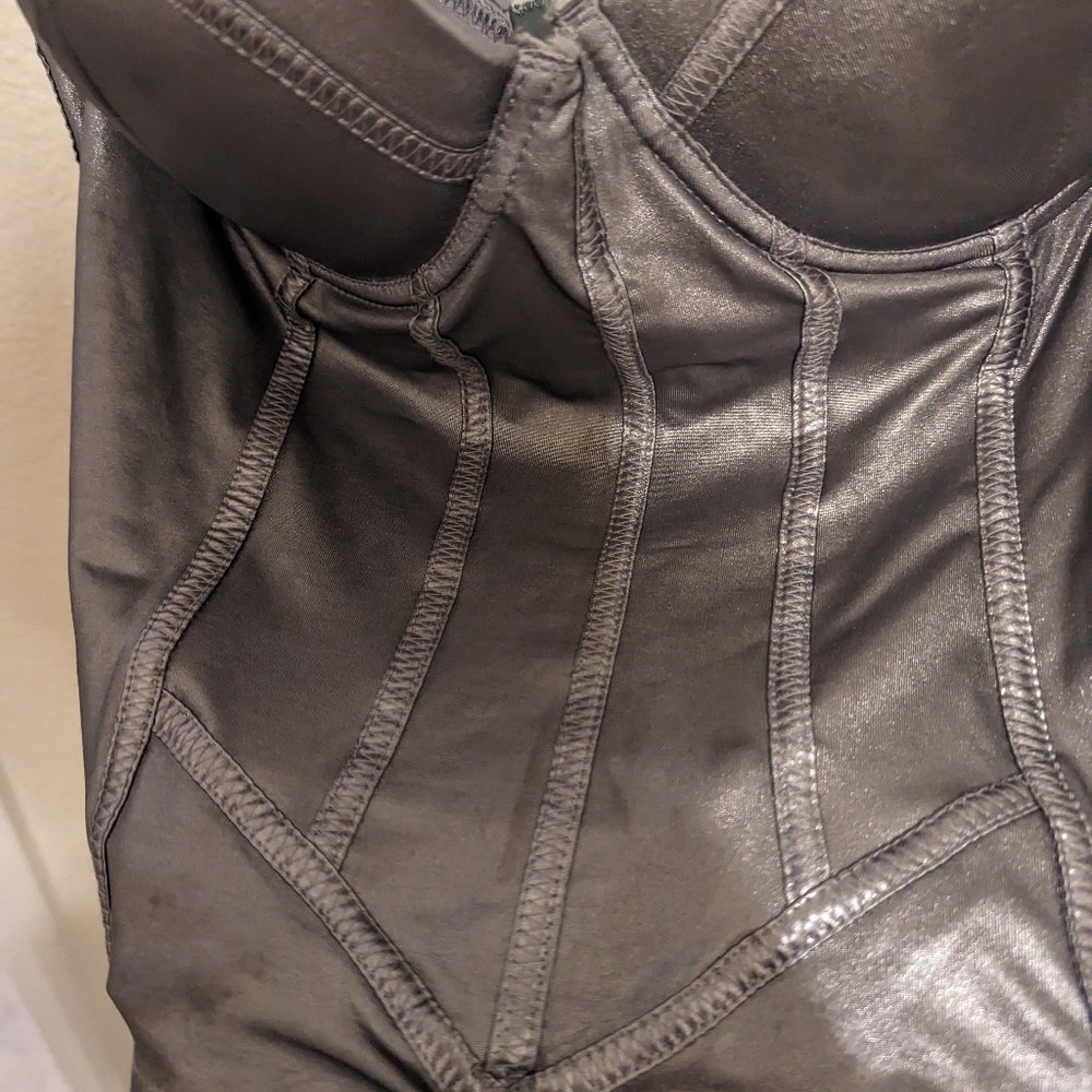 Love, mar bustier - Picture 3 of 9